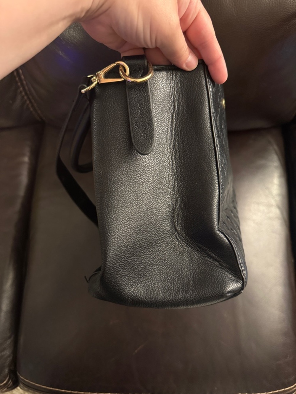 Louis Vuitton Textured Black Leather Bag - Picture 7 of 8